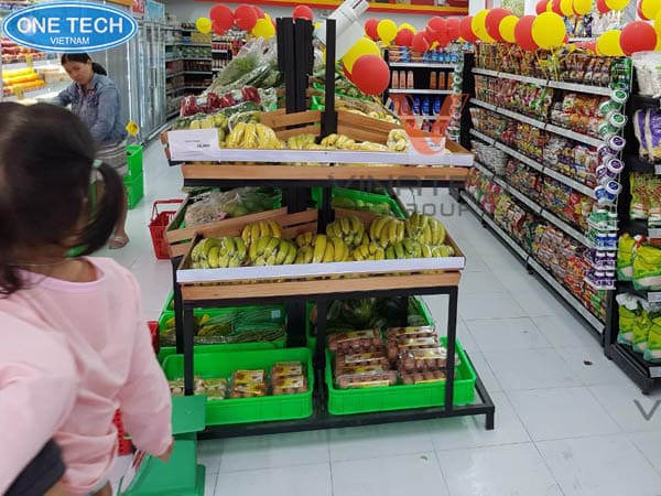 Lắp đặt kệ siêu thị tại winmart